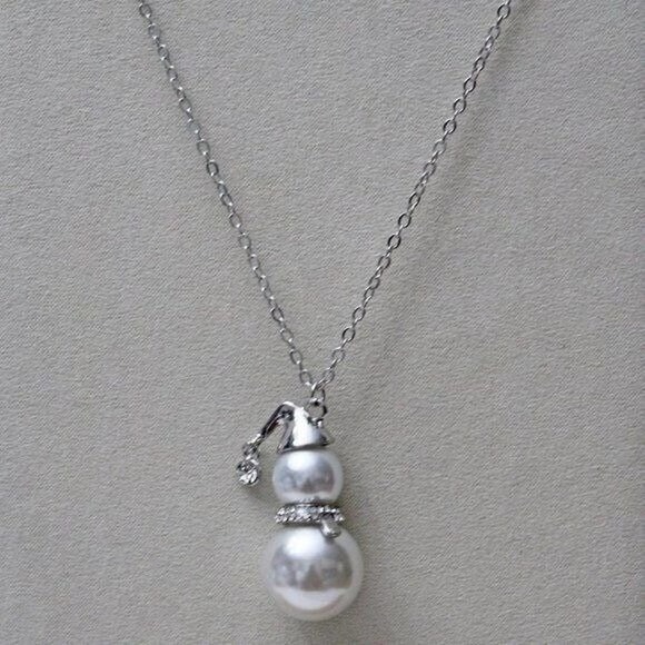New Silver Tone, Faux Pearl and Rhinestone Snowman Necklace N2 - Picture 3 of 3